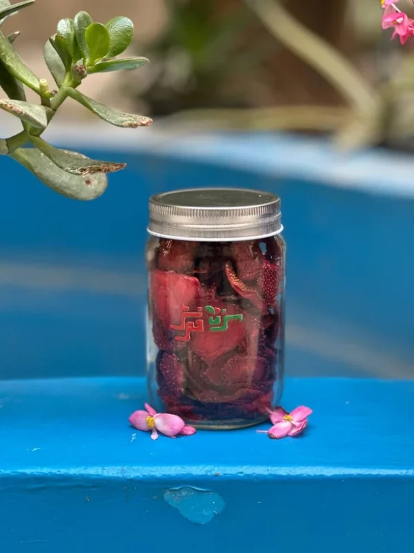 توت فرنگی خشک